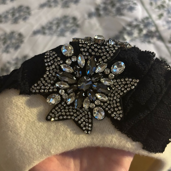 Italian Bejeweled Beret 100% Wool - Picture 6 of 7